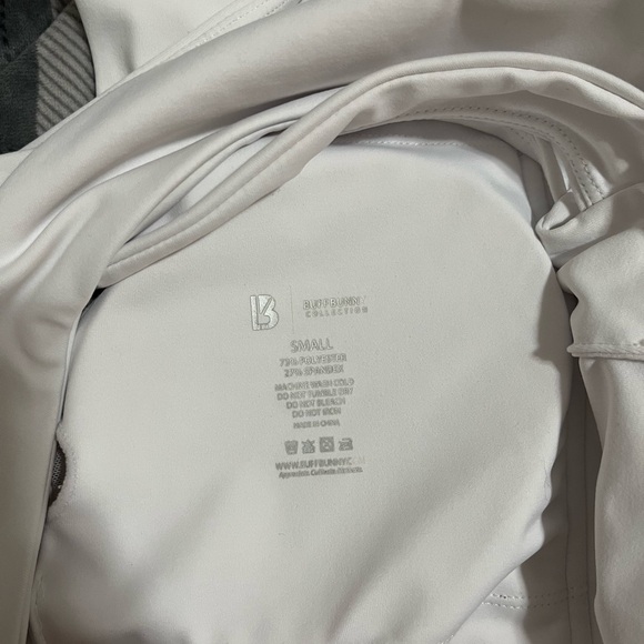 Buffbunny front zip sports bra - Picture 2 of 3